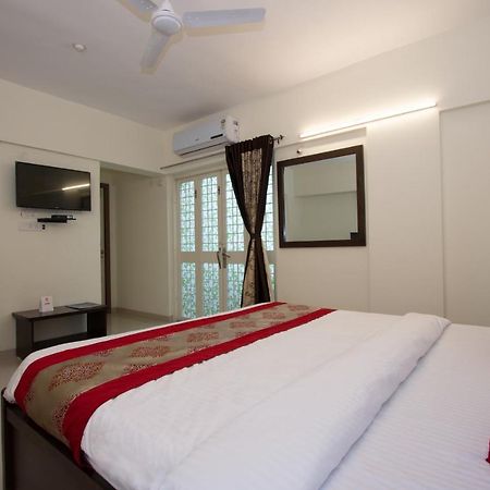 Hotel Oyo 9052 Leisurely Abode Khadki Exteriér fotografie