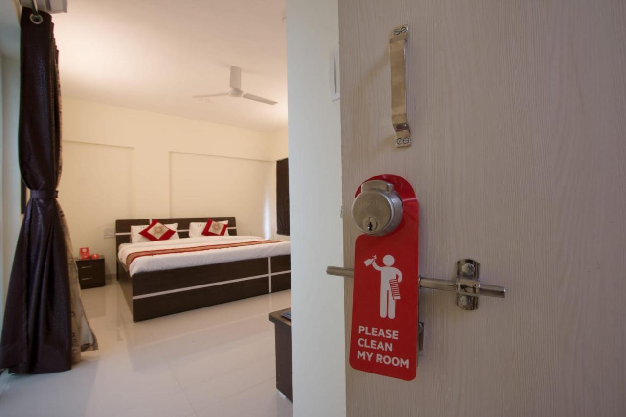 Hotel Oyo 9052 Leisurely Abode Khadki Exteriér fotografie