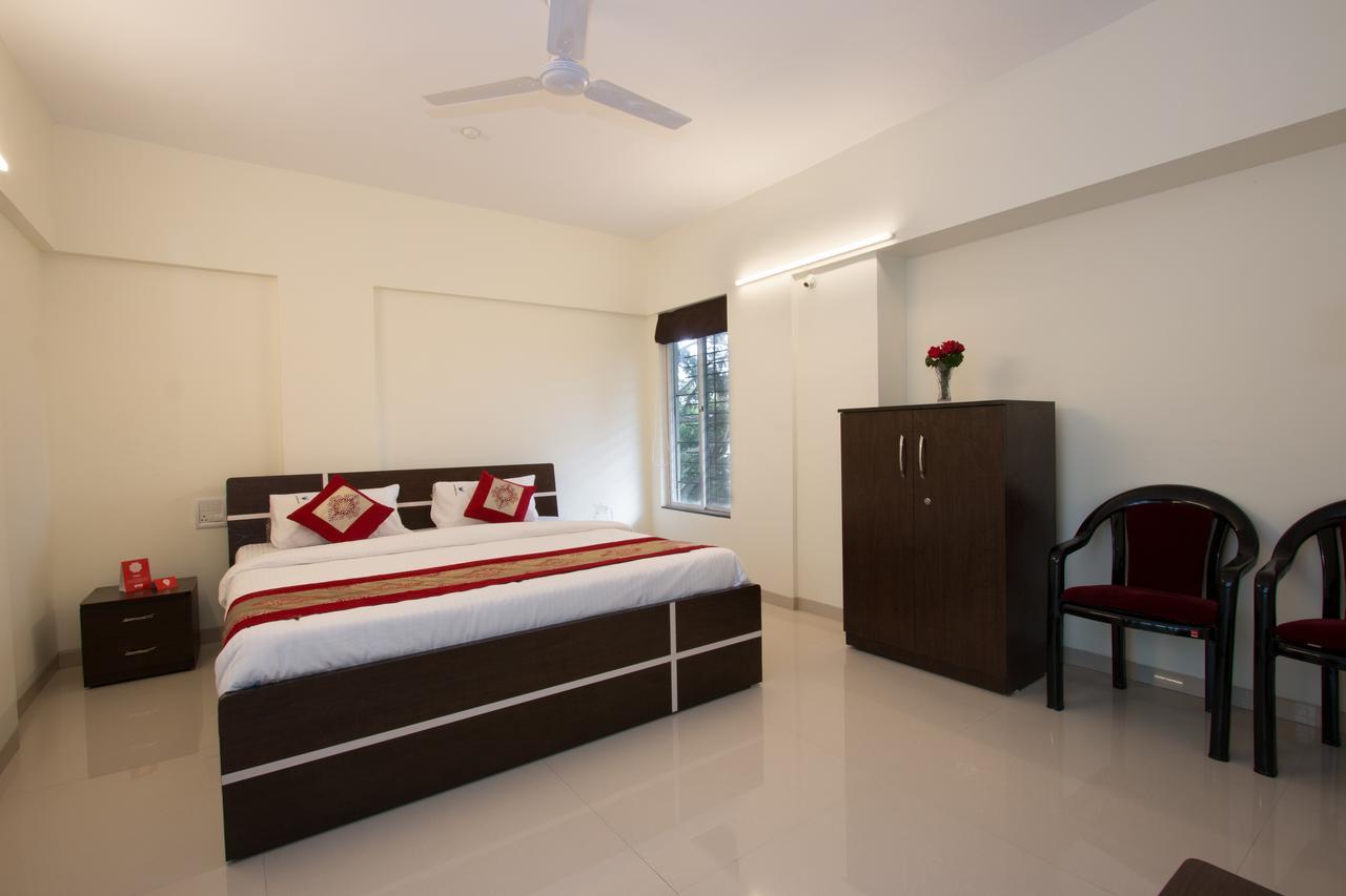 Hotel Oyo 9052 Leisurely Abode Khadki Exteriér fotografie